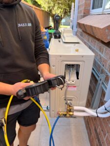 Professional aircon breakdown service and repair in Gregory Hills by Jmax Air